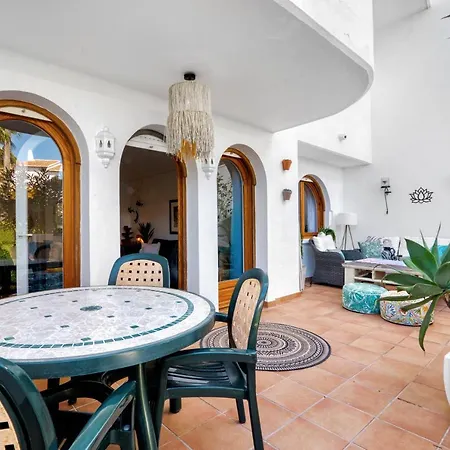 Alba Apartment *